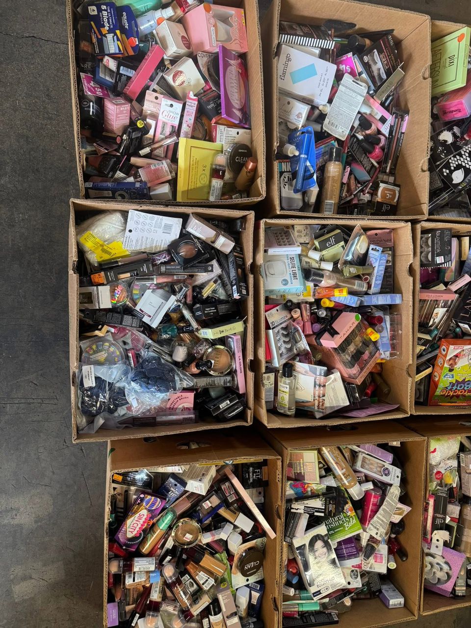 Mix Brand Makeup Liquidation Pallets - Image 2