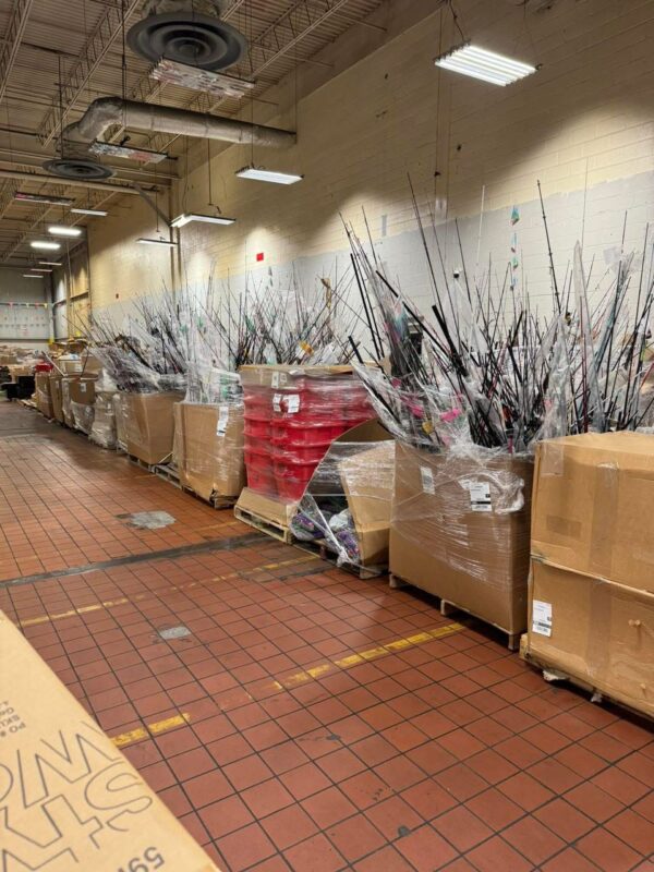 Hunting and Fishing Liquidation Pallets - Image 5