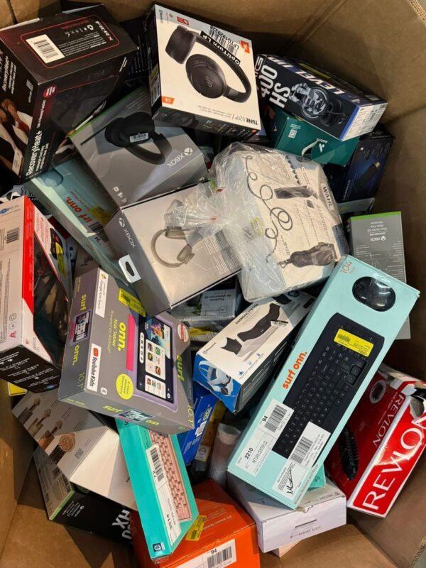 Electronics Liquidation Pallets - Image 2