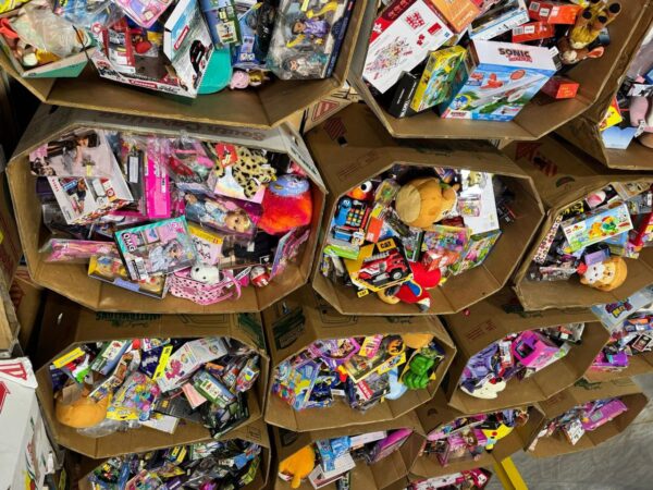 Target Toys Liquidation Pallets - Image 4