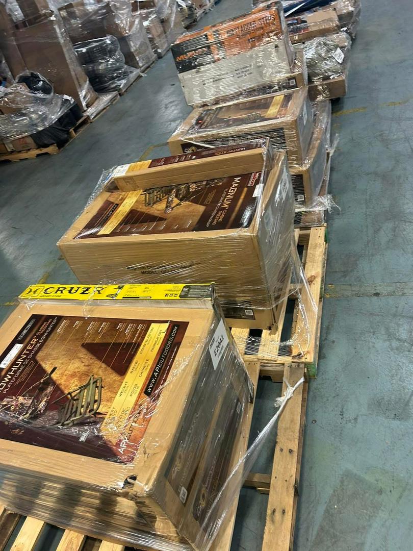Hunting Ladder Tree Stand Liquidation Pallets  - Image 8